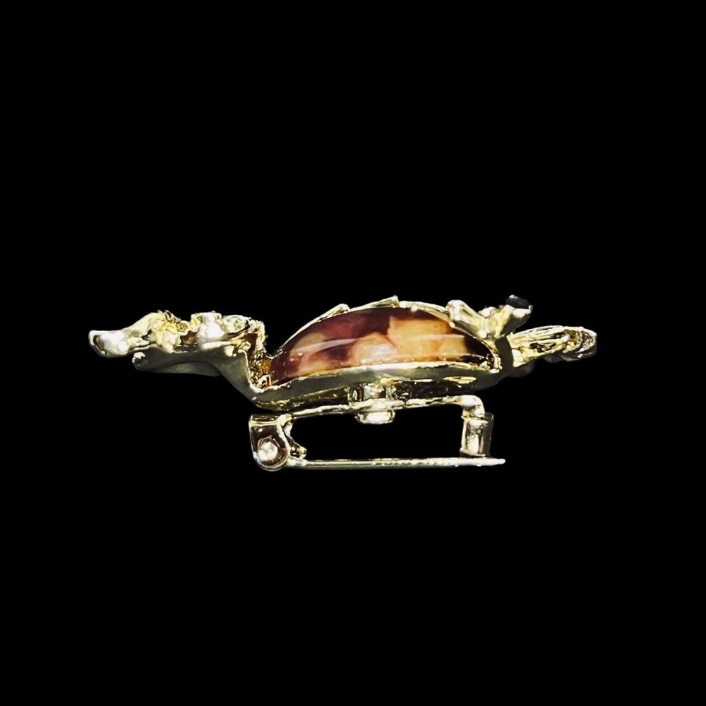 Gerry's Gold Tone And Brown Lucite Cabochon Owl Brooch (5096) - Picture 4 of 6